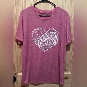 Adventure Awaits Pink Graphic T-Shirt women’s Large New